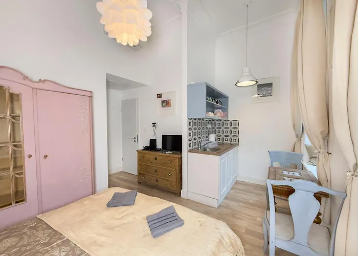 Hj7-a Hunyadi Apartment *